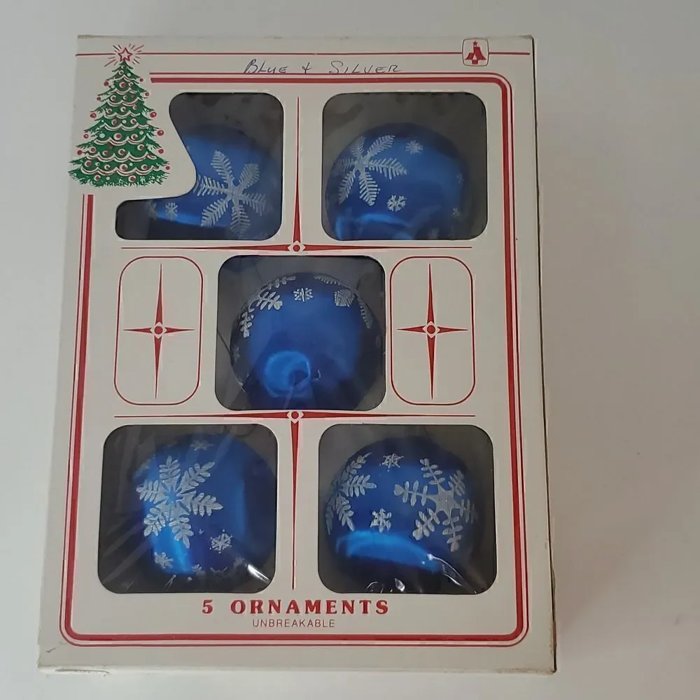 Essex Franke Vintage Silk Unbreakable Ornaments Blue White Snowflakes Set of 5